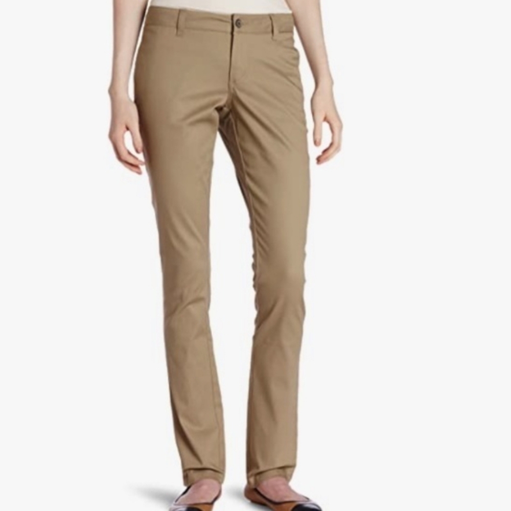 NWT Dickies Skinny Twill Mid Rise Uniform Pants Khaki